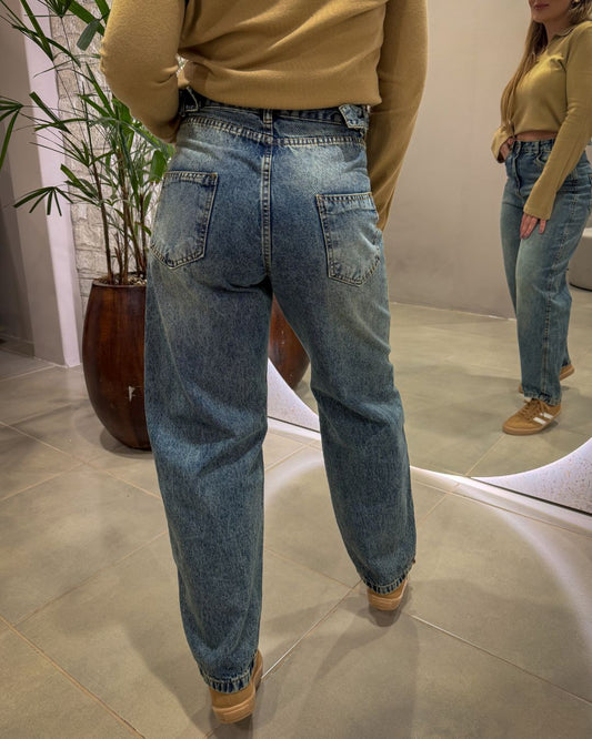 Calça Jeans Barrel Cinto Ajustável Vintage