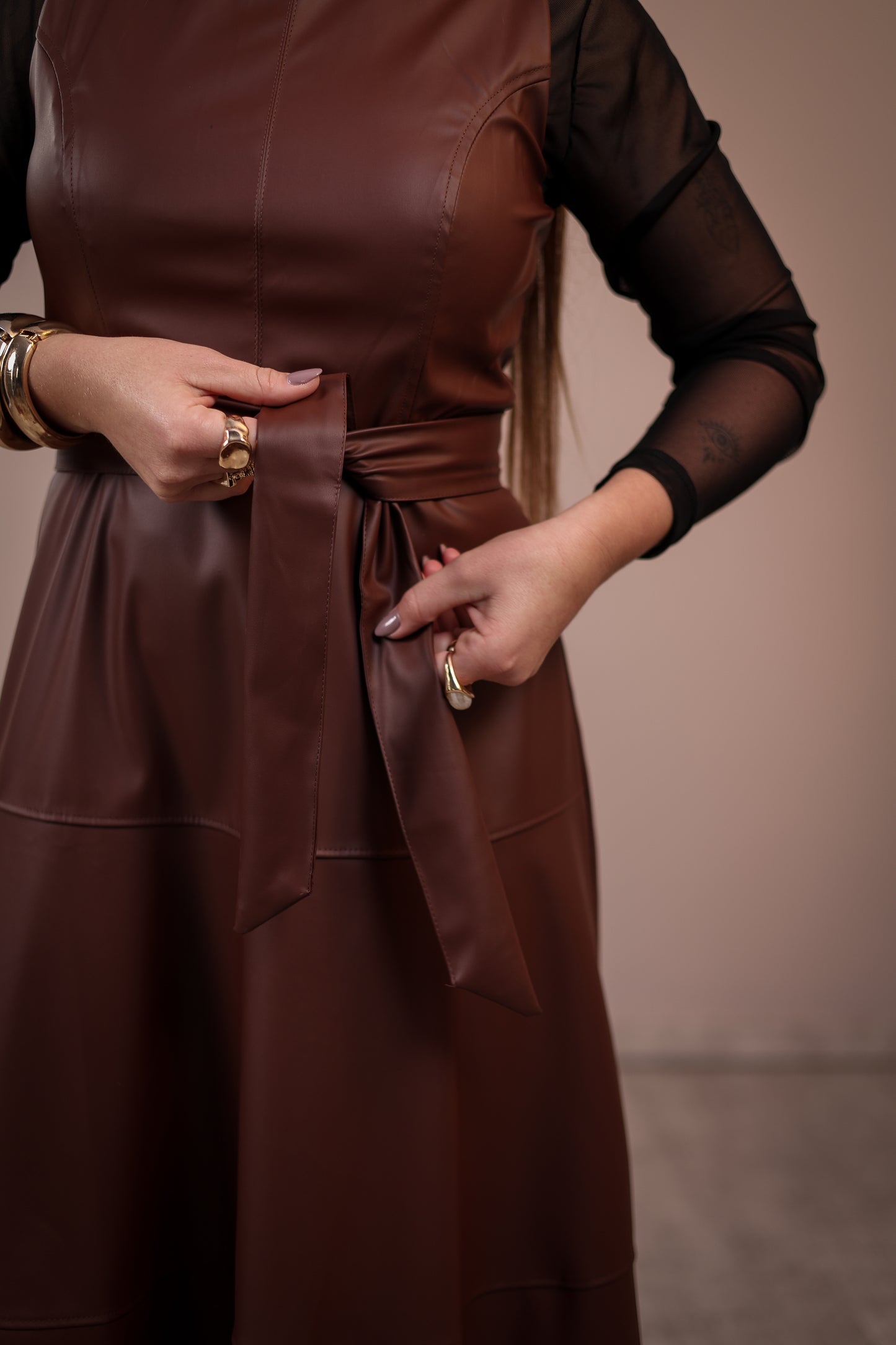 Vestido Longo em Courino