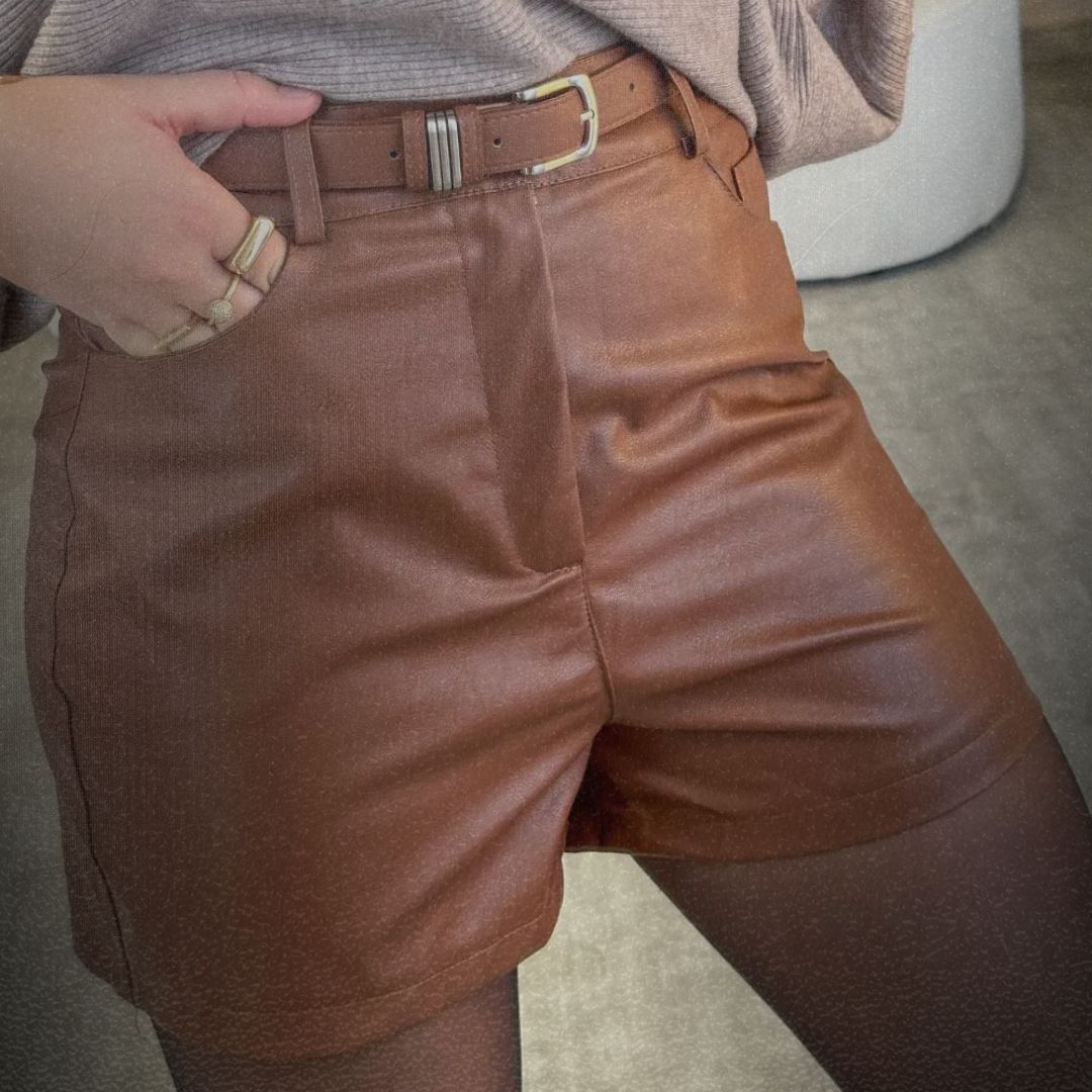 SHORT & SAIA JEANS