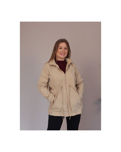 Parka Forrada com Ajuste na Cintura