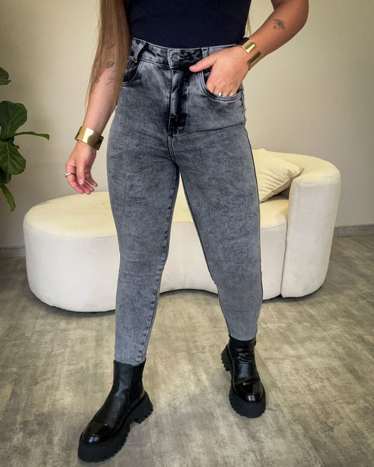 Calça Skinny Estonada