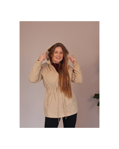 Parka Forrada com Ajuste na Cintura