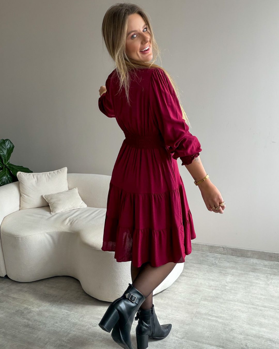 Vestido Curto Manga Longa