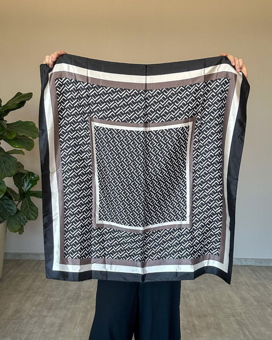 Lenço de Cetim Modelo 1