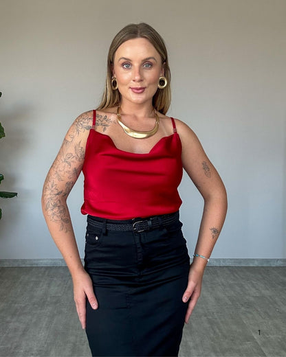 Blusa de Cetim Karol