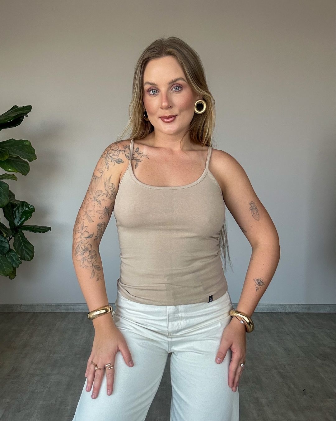 Regata Alça Fina Básica