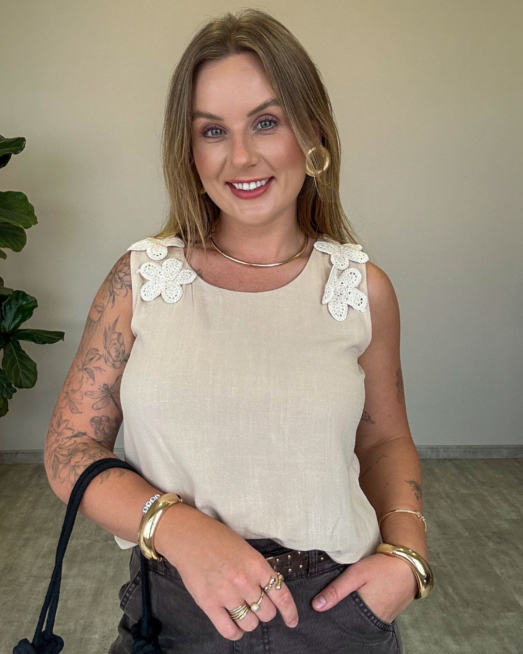 Regata com Flor em Crochê