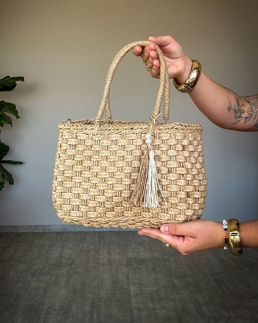 Bolsa Média de Palha Trançada