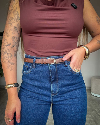 Cinto Fino Básico de Couro