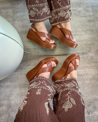 Sandália Anabela Plataforma Roma