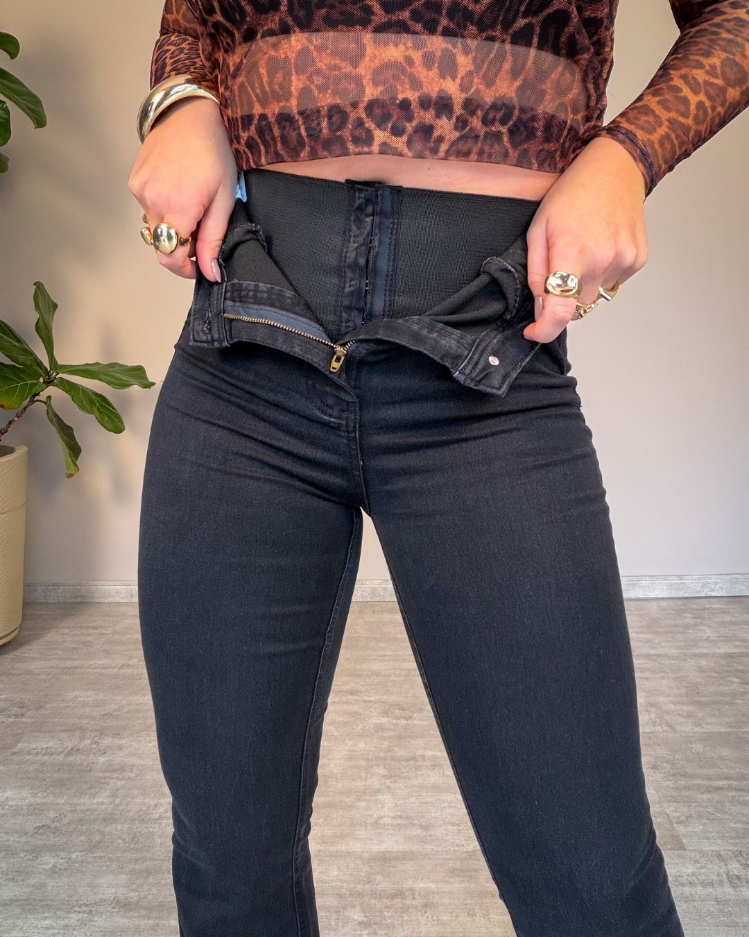 Calça Flare Super Lipo Preta