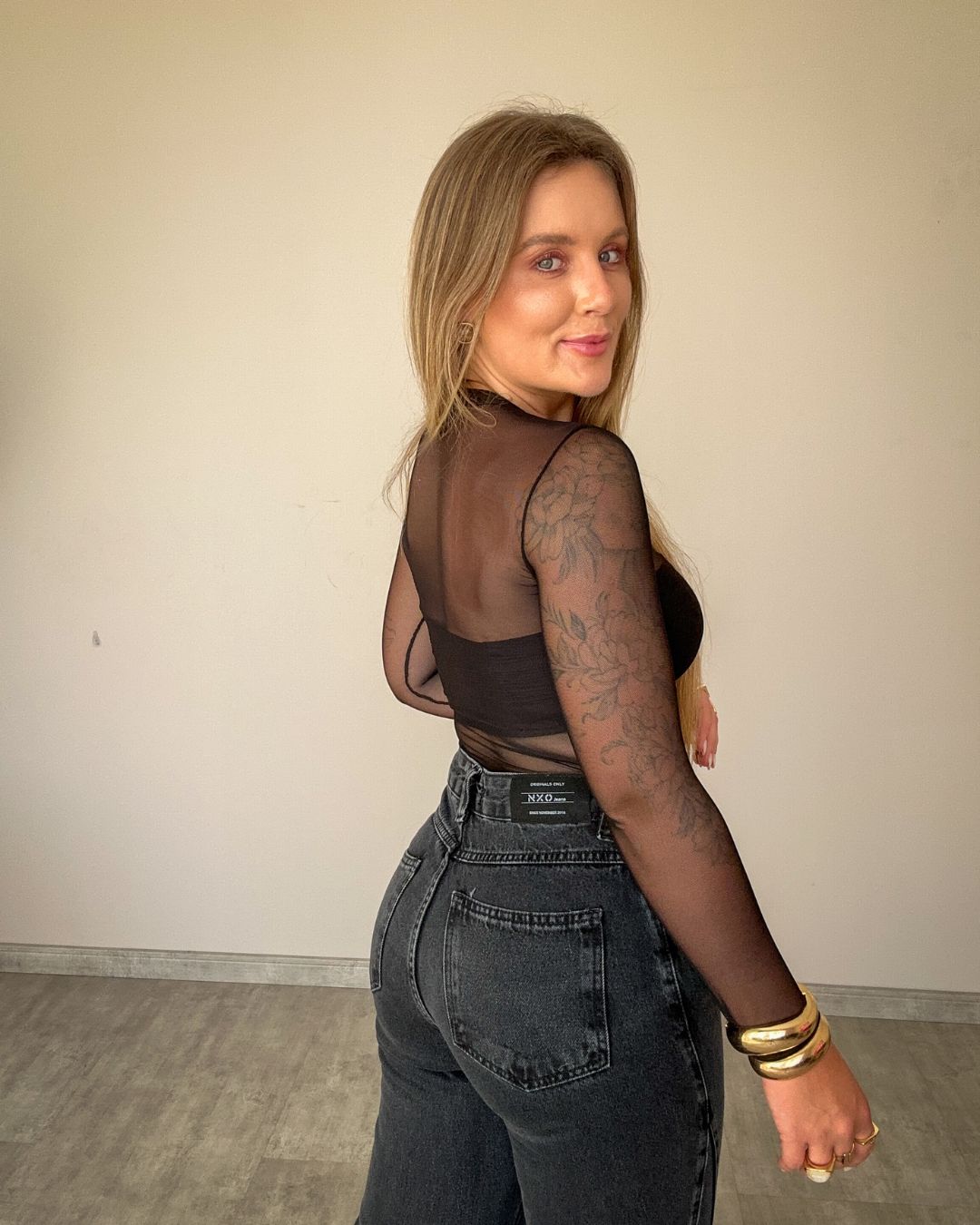 Body Tule Cora