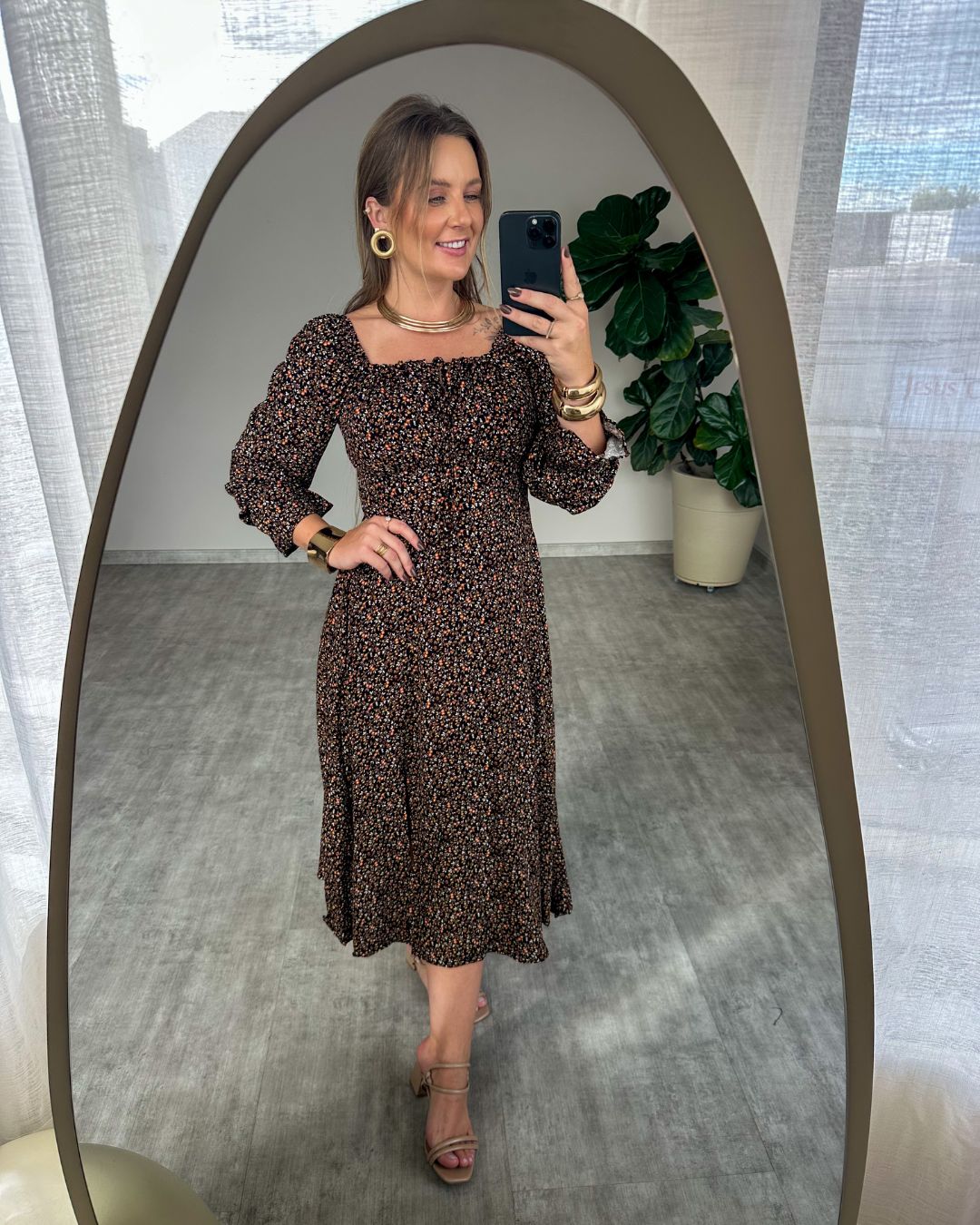 Vestido Midi Floral Ciganinha com Fenda
