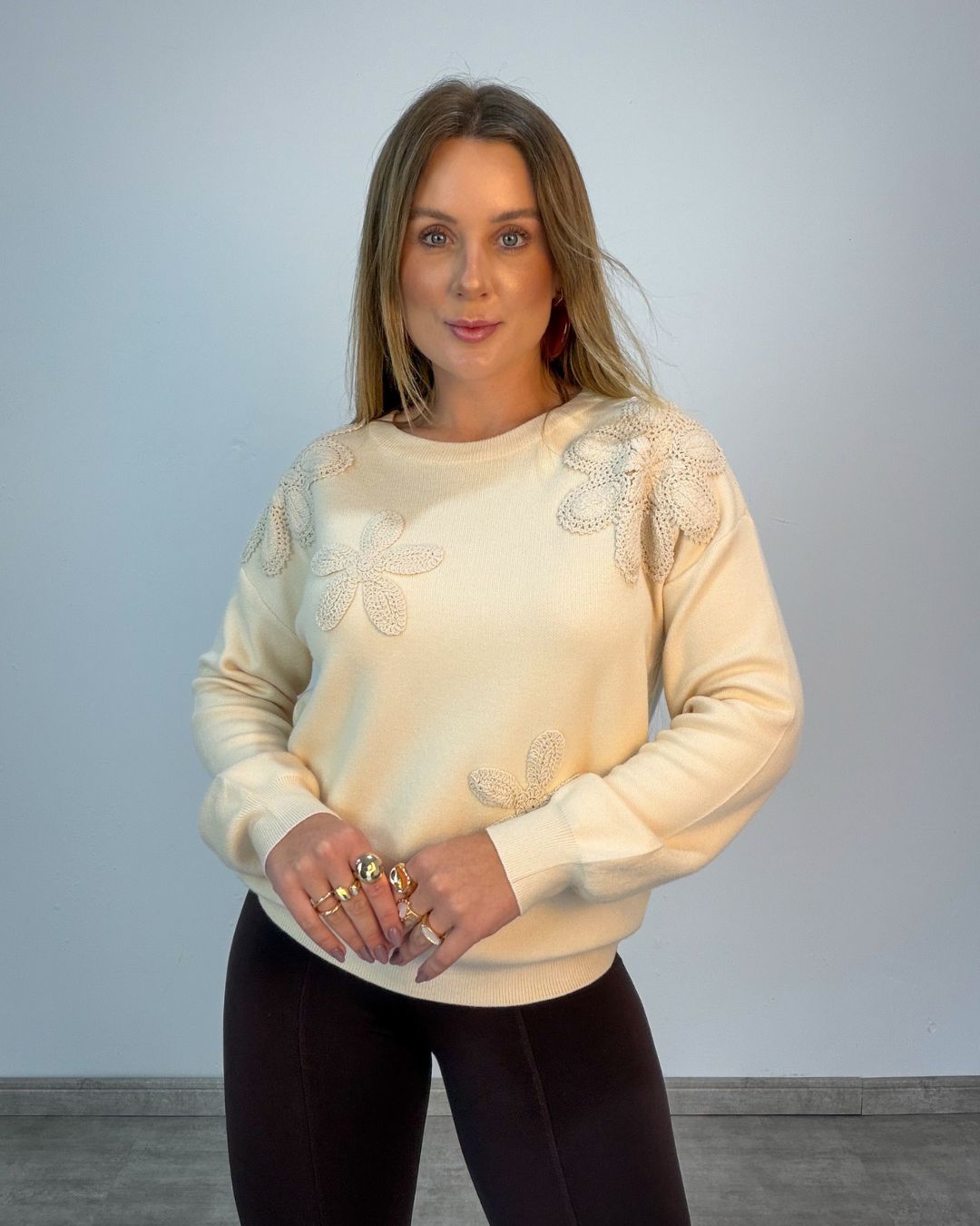 Blusa de Modal Bordada Floral Feminina