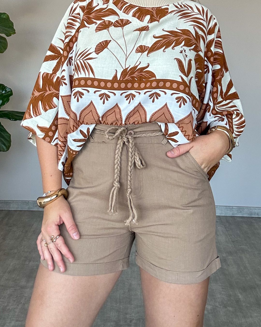 Short com Cinto de Cordão