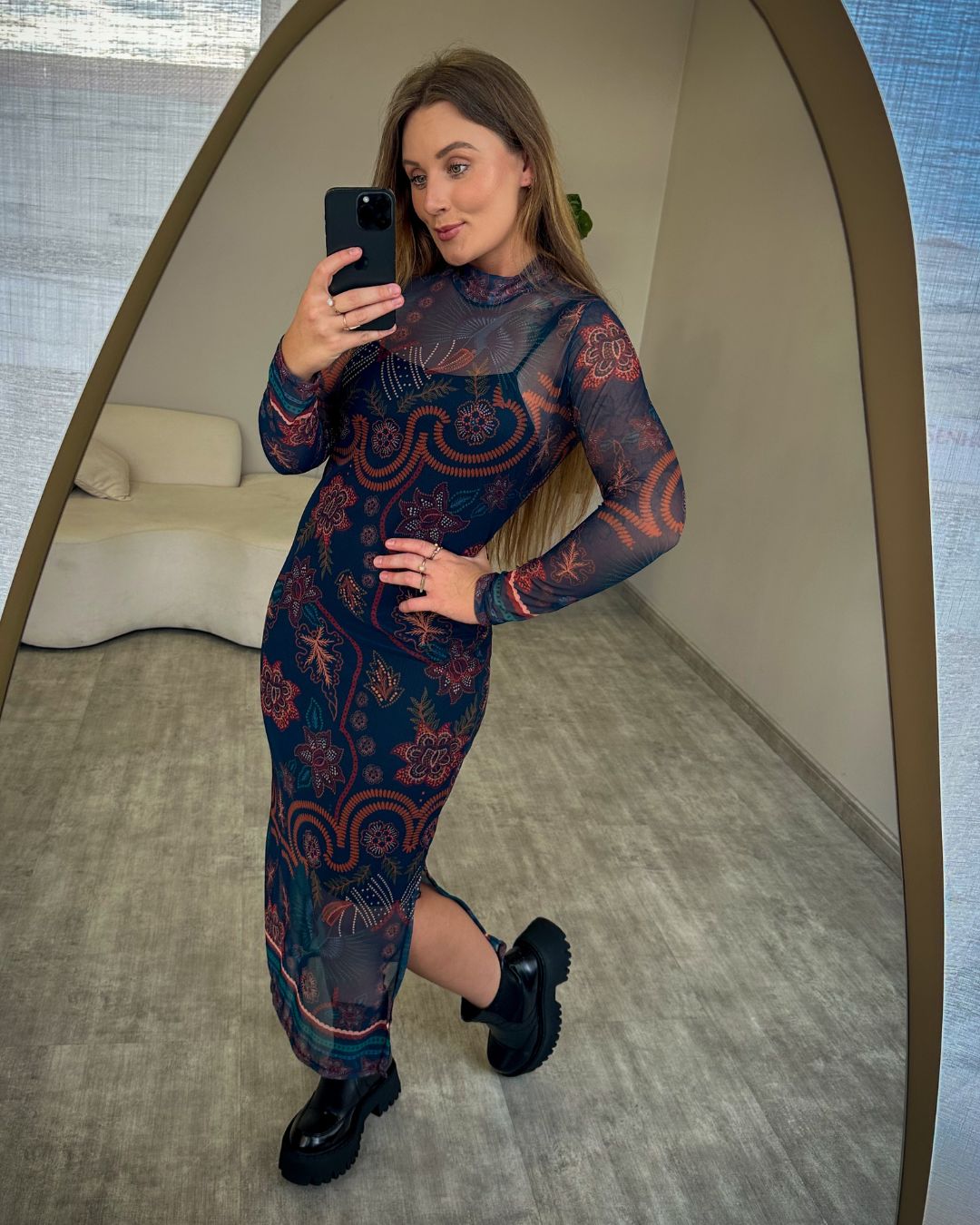 Vestido Manga Longa em Tule Isabel