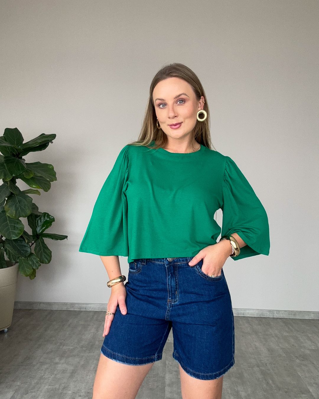 Blusa Ampla com Manguinha Bufante