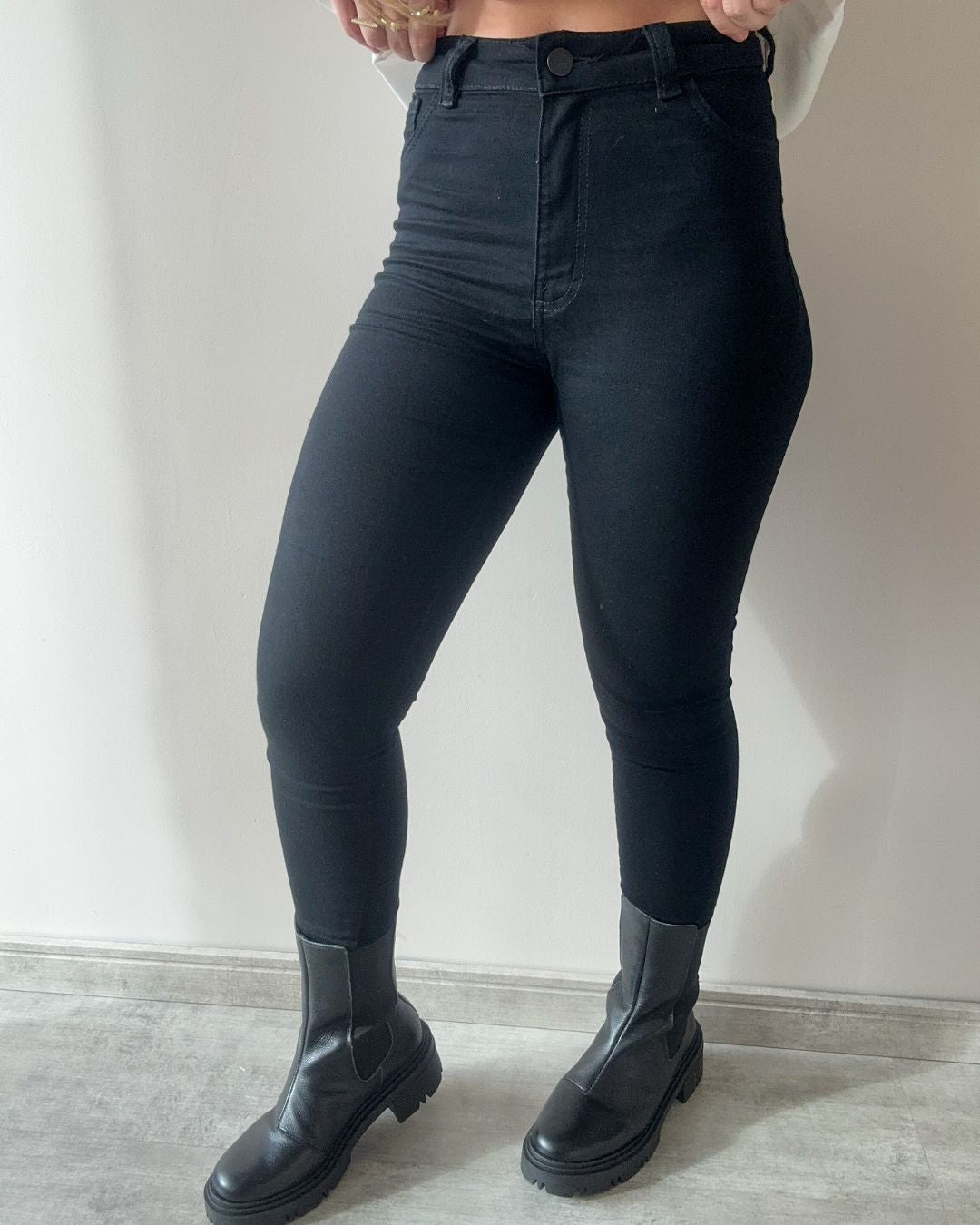 Calça Skinny Lia