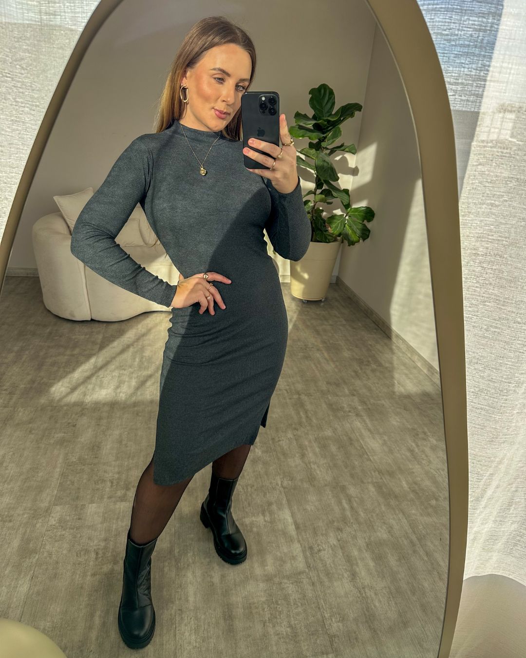 Vestido Canelado Midi Isaura