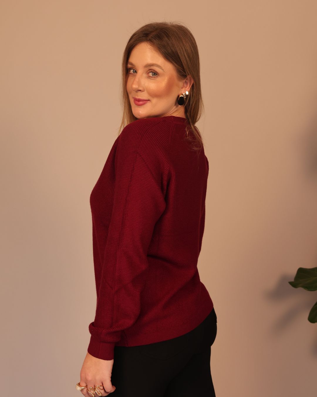Blusa Modal Lisa com Detalhe Lateral no Ombro