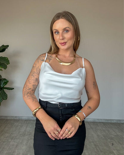 Blusa de Cetim Karol