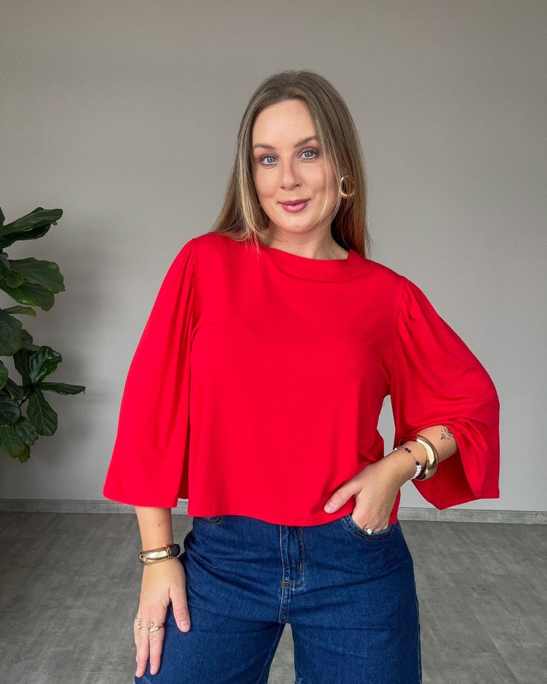 Blusa Ampla com Manguinha Bufante