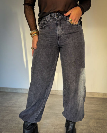 Calça Jeans Estilo Aladim