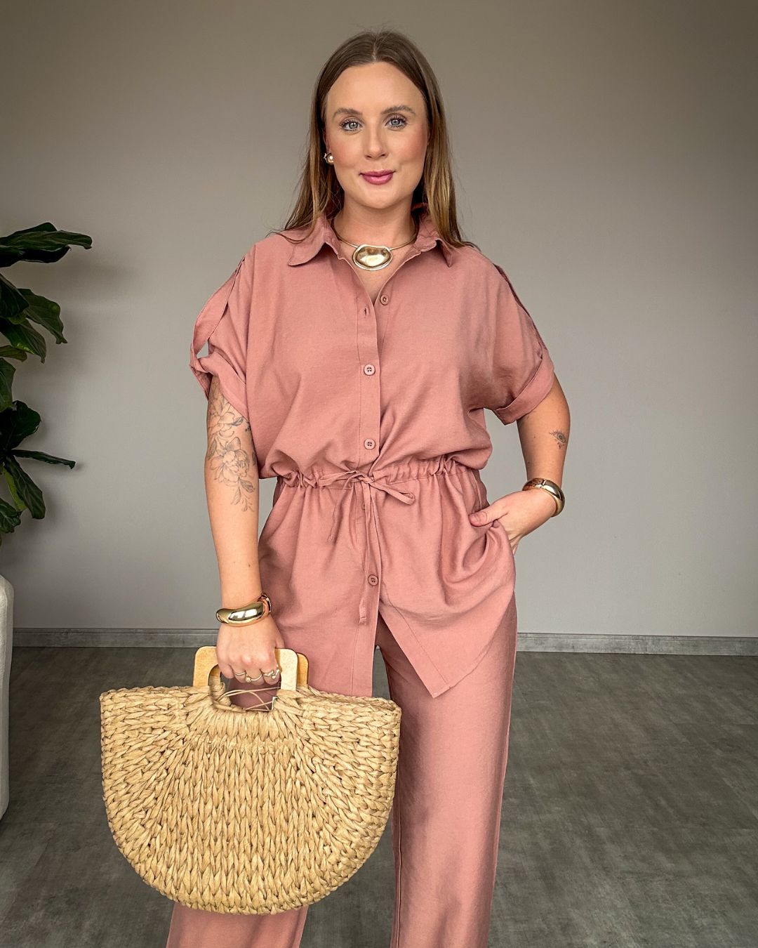 Conjunto Calça Pantalona e Camisa