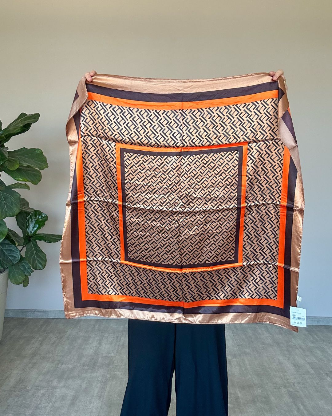 Lenço de Cetim Modelo 1