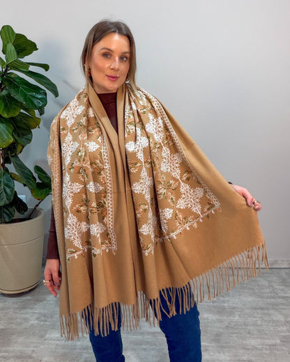 Pashmina Bordada Floco de Neve