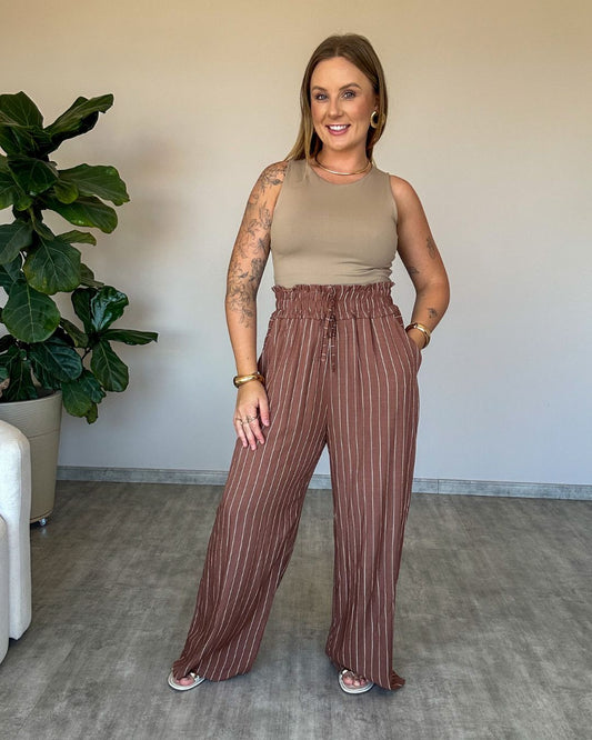 Calça Pantalona Estampada Cós Alto