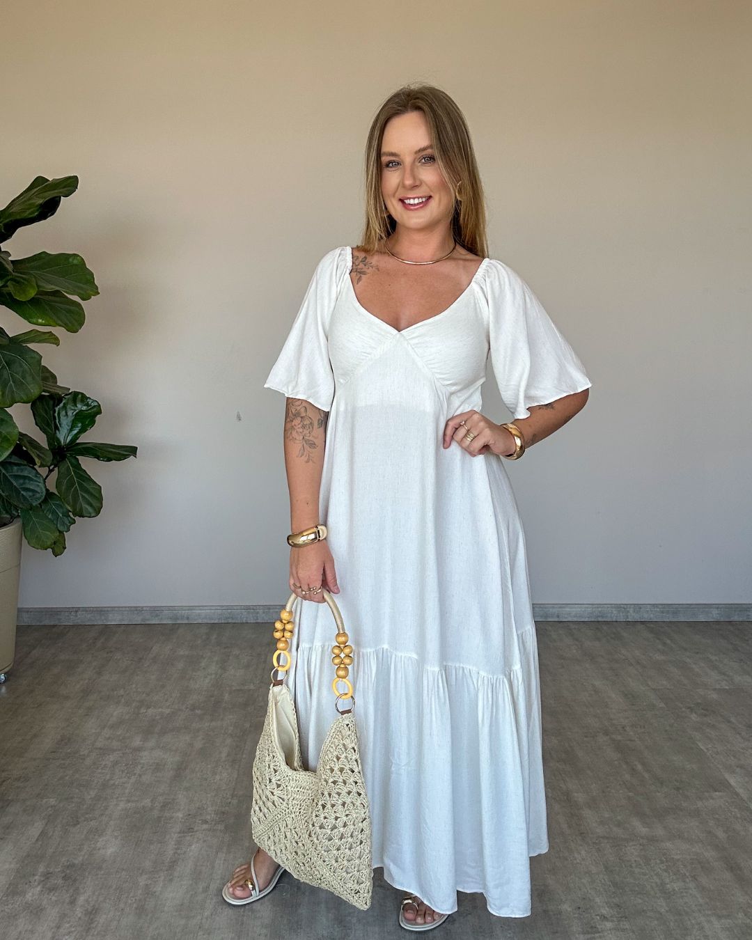 Vestido Midi com Decote em V