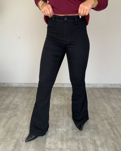 Calça Flare Preta Marta