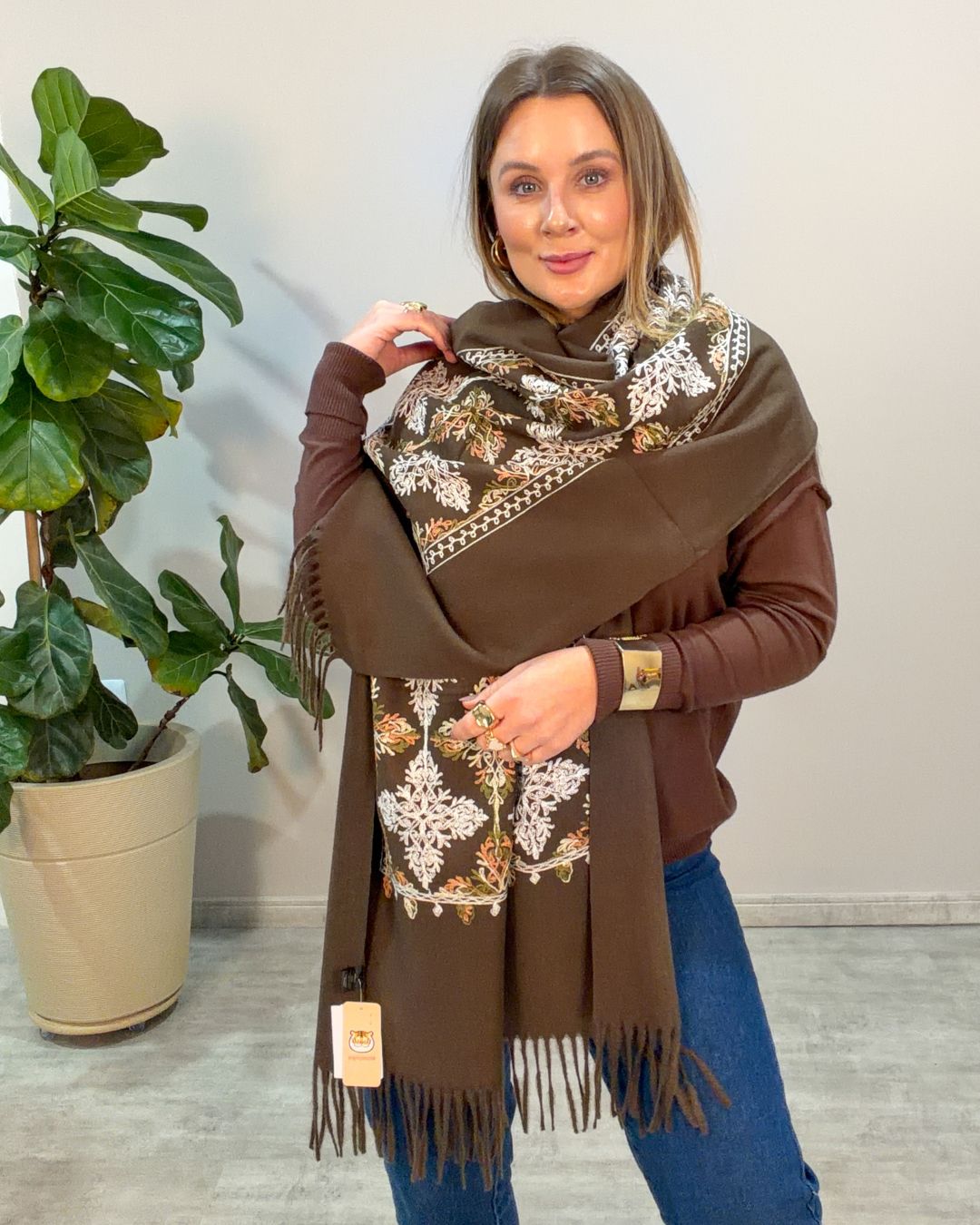 Pashmina Bordada Floco de Neve
