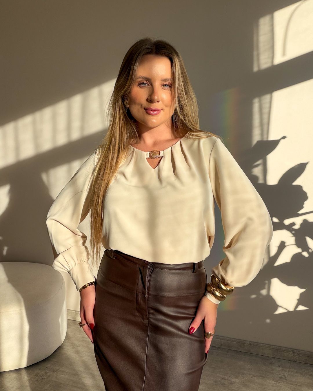 Blusa com Detalhe no Decote