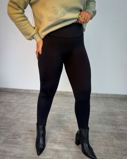 Legging Apeluciada Montaria com Bolso Traseiro