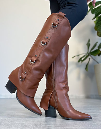 Bota Capa e Argola Lateral