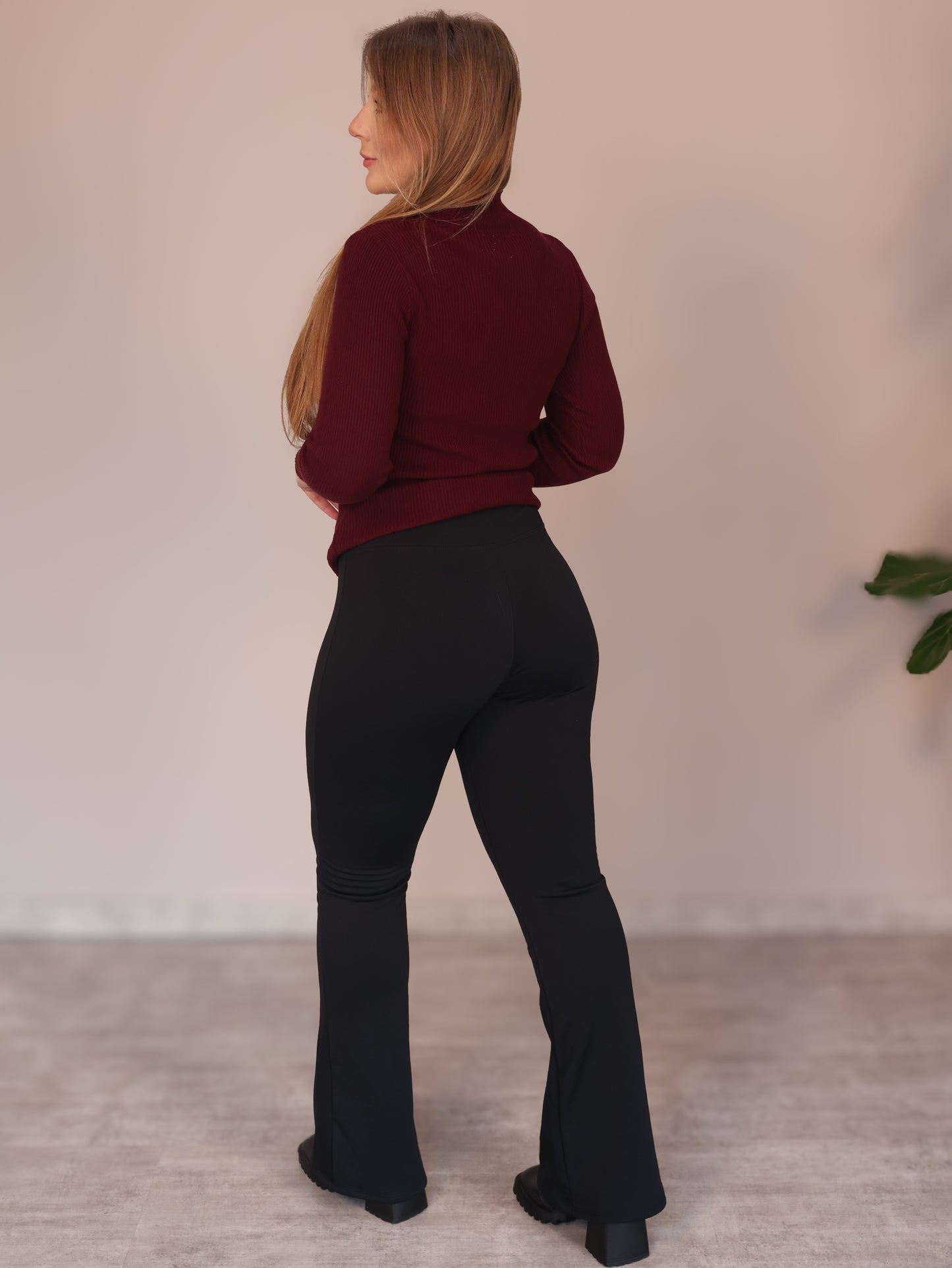 Legging Flare Térmica com Zíper Frontal de enfeite