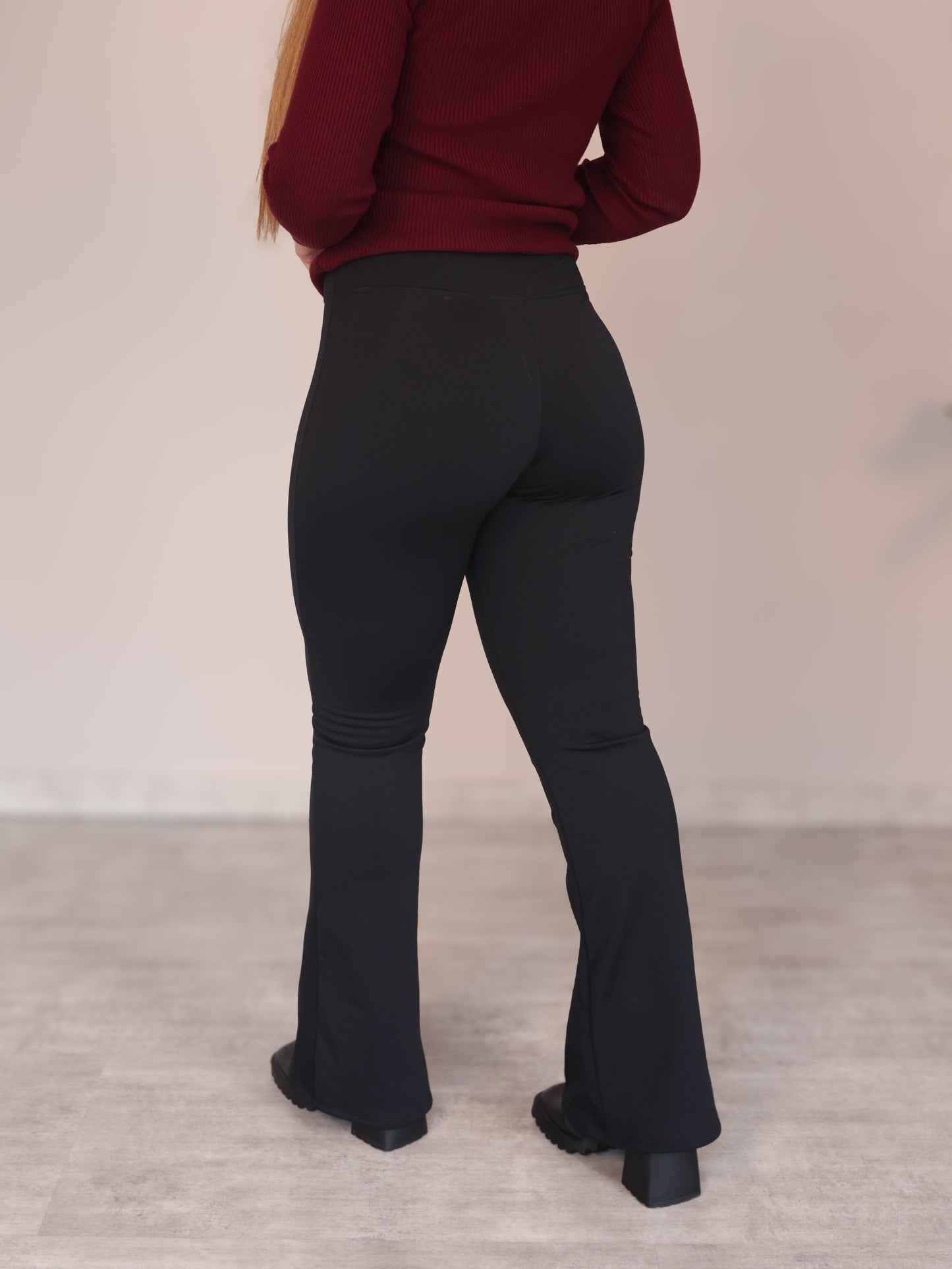 Legging Flare Térmica com Zíper Frontal de enfeite