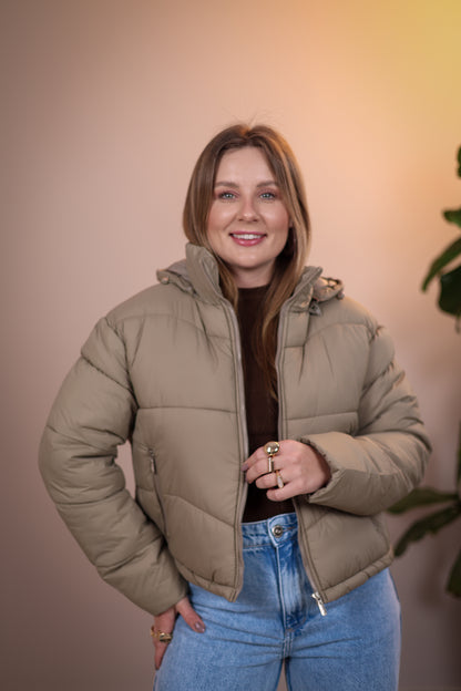 Jaqueta Puffer Flanelada com Capuz Removível