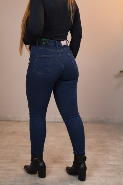 Calça Skinny Escura Ouzz