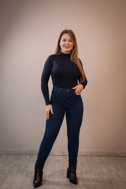 Calça Skinny Escura Ouzz