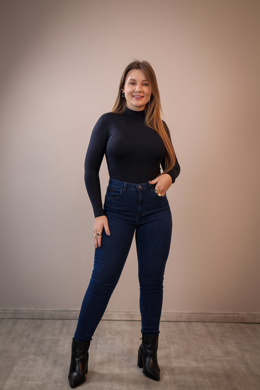 Calça Skinny Escura Ouzz