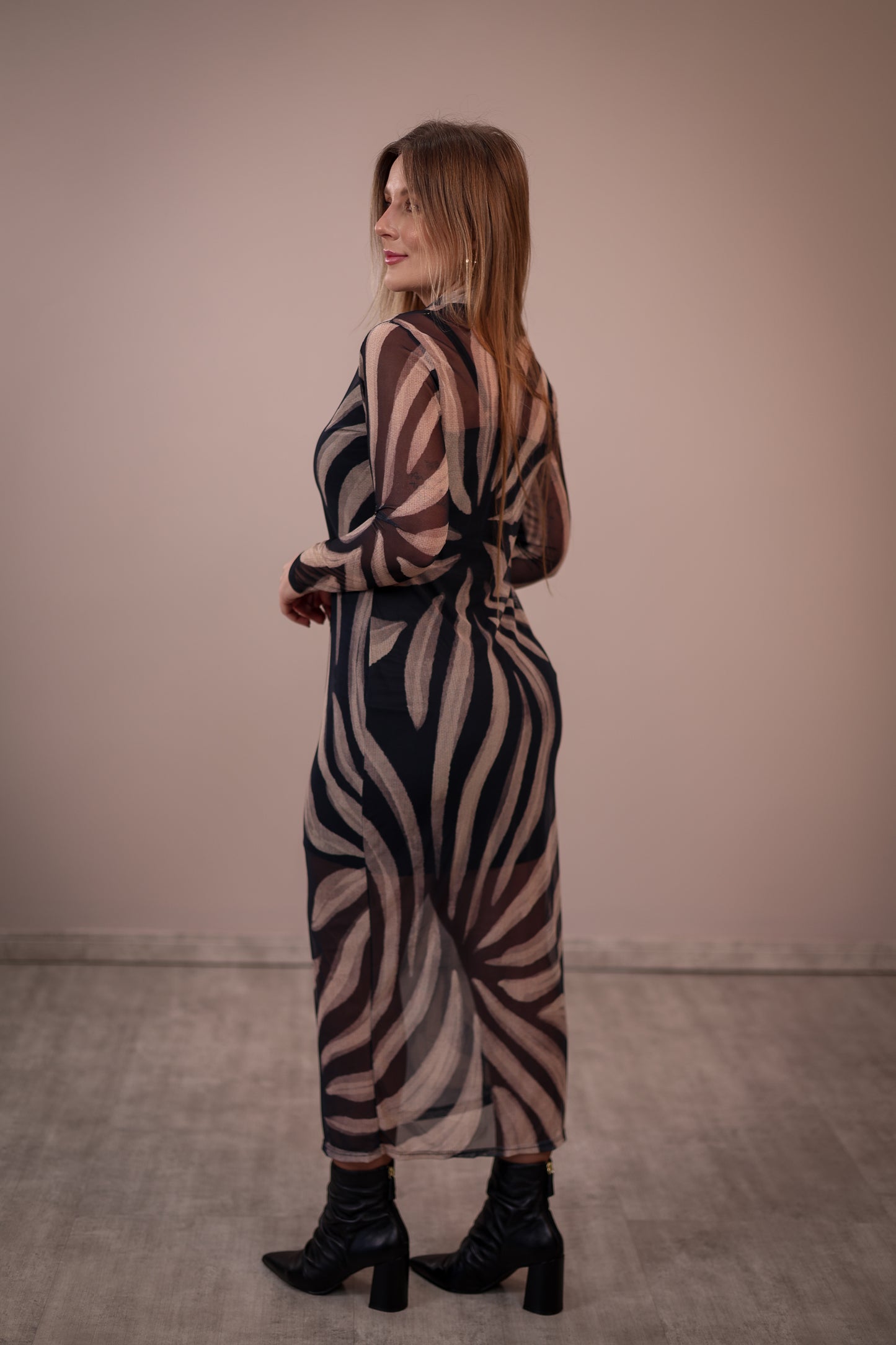 Vestido Manga Longa em Tule Isabel
