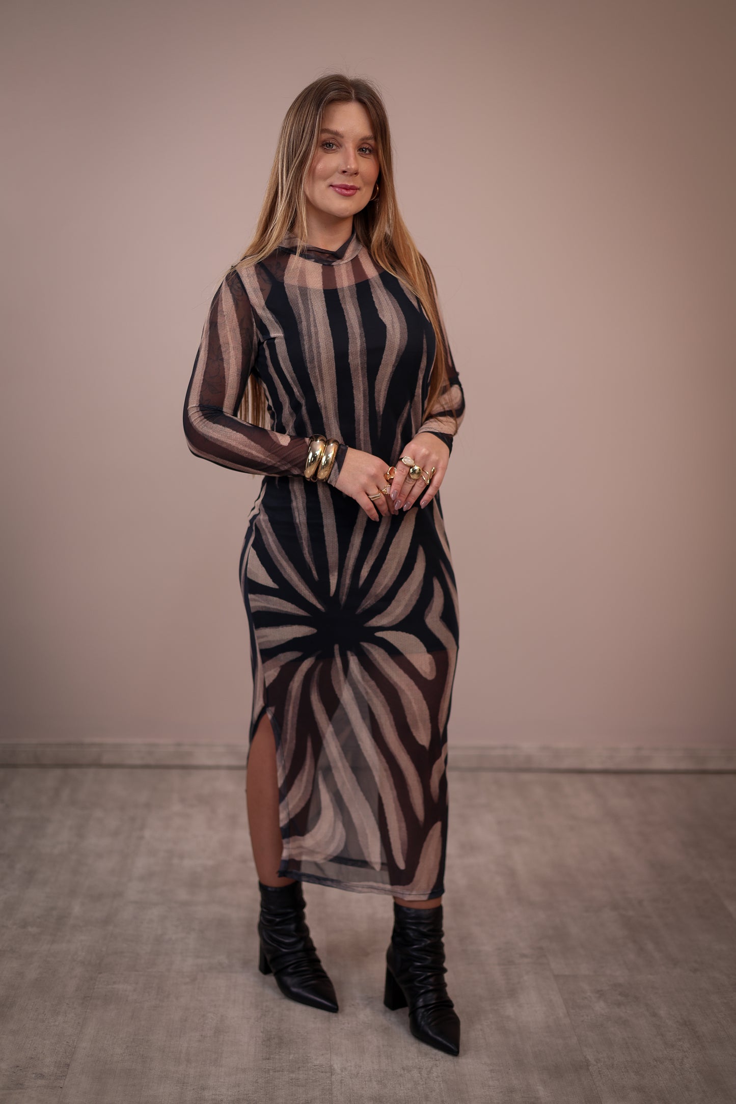 Vestido Manga Longa em Tule Isabel