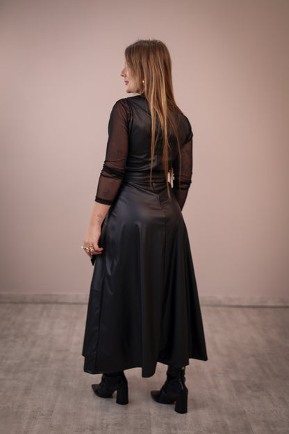 Vestido Longo em Courino