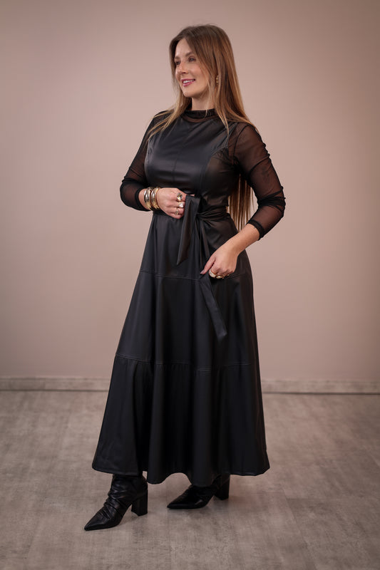 Vestido Longo em Courino