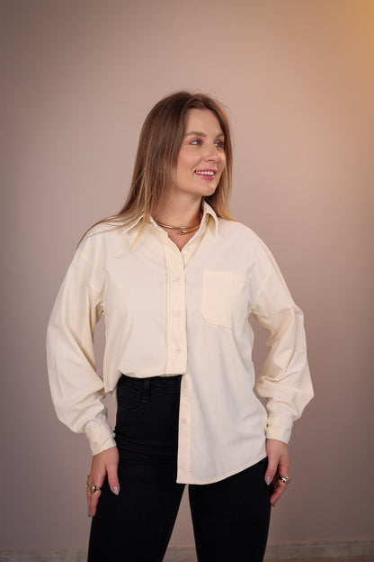 Camisa em Cotelê com Bolso Frontal
