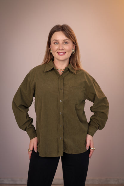 Camisa em Cotelê com Bolso Frontal