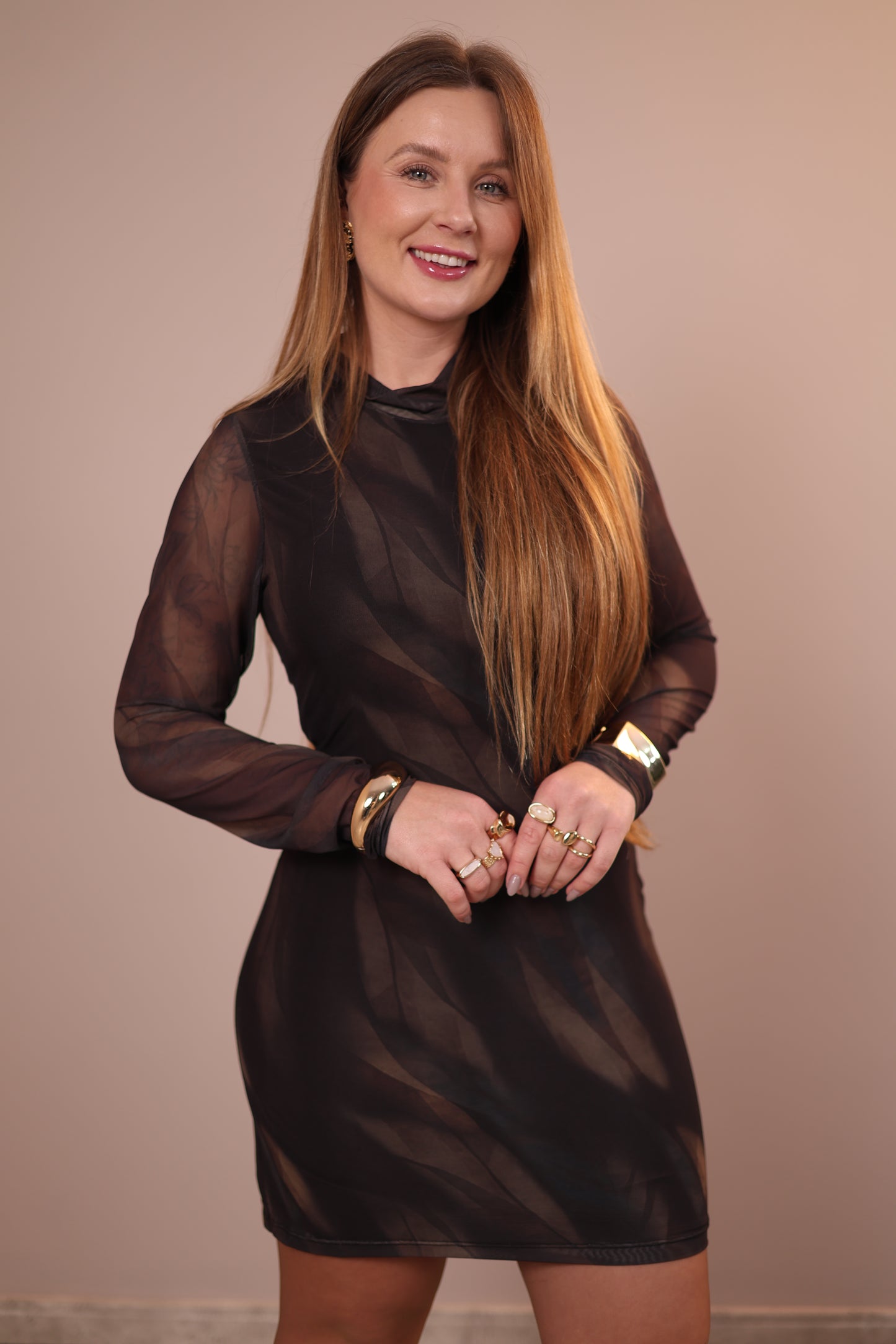 Vestido Tule Elegance Manga Longa